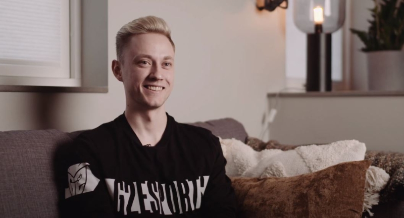 G2의 공식 입단 인터뷰를 진행하는 중인 'Rekkles' 마틴 라르손(사진=G2 공식 유튜브 발췌).