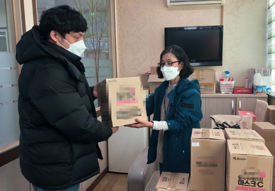 고흥군, 코로나19 예방을 위한 저소득 취약계층 마스크 지원 /사진=고흥군