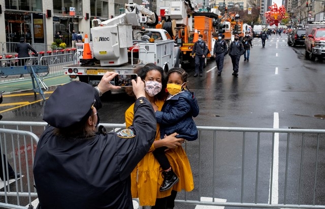 美 코로나19, 6일만에 100만 증가…누적 1300만명 넘어