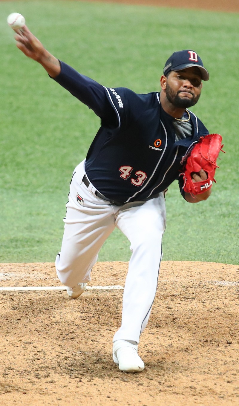 두산의 알칸타라는 올해 유일하게 20승 투수의 타이틀과 함께 승률에서 2관왕에 올랐다.