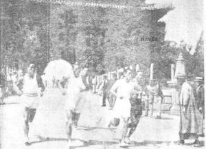 베를린으로 떠나기 앞서 경성에서 마지막 훈련을 한 남승룡(오른쪽)과 손기정