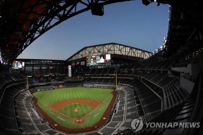 2021시즌에도 MLB 개막일이 늦어질 것으로 전망됐다.