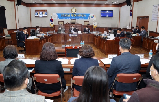 고흥군의회‘2020년 행정사무감사’/사진=장흥군의회