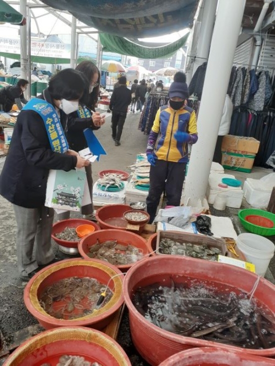 수산물원산지 표시 지도·단속/사진=영암군