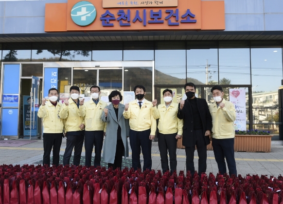 순천시의회, 시보건소 방문 격려. 방역업무에 지친 관계자들을 위로 격려해 견제감시 기능을 떠나 동반자 관계로서 역활을 보여줬다/사진=순천시의회