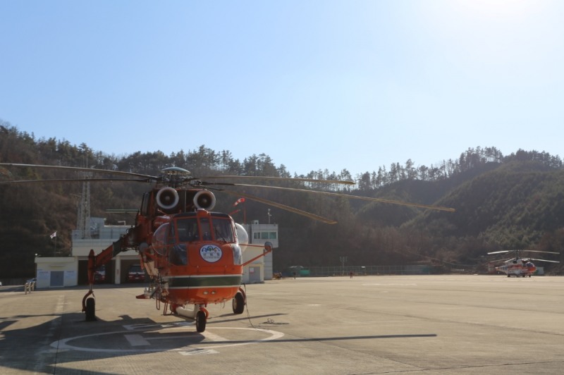 사진 = 진천산림항공관리소 헬기