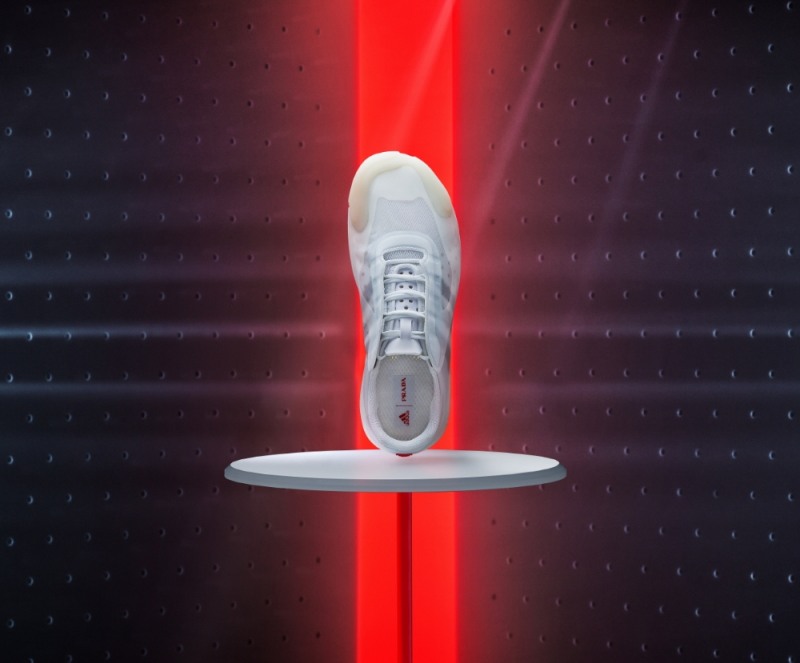 아디다스X프라다, 콜라보 스니커즈 'A+P 루나 로사 21' 출시