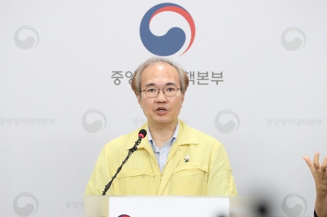 권준욱 중앙방역대책본부 부본부장이 지난 8월18일 오후 충북 청주 질병관리본부에서 신종 코로나바이러스 감염증(코로나19) 국내 발생 현황에 대해 브리핑하고 있다.