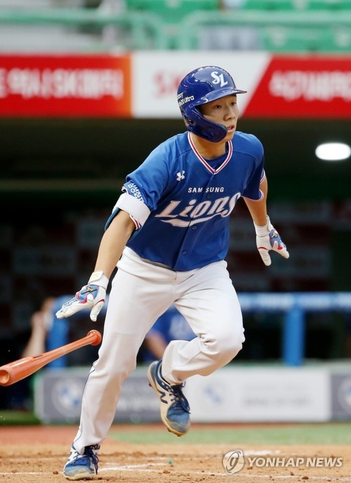 KBO리그 최단신인 김지찬은 넓은 수비에 빠른 발, 그리고 탁월한 야구 감각으로 고졸신인으로 성큼 삼성 내야의 핵심이 됐다.