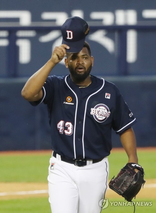 린드블럼에 이어 알칸타라까지 3년 연속 외국인 투수로 골든글러브 배출 진기록 두산