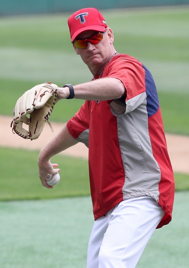 꾸준함을 강조하는 맷 윌리엄스 감독이 KBO 리그 2년차에는 어떤 모습을 보여줄지 관심거리다.