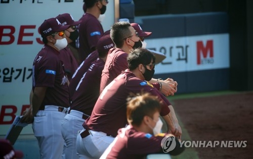 올시즌 강력한 우승후보로 지목된 키움은 시즌 막판 내홍으로 5위로 미끌어지고 말았다.