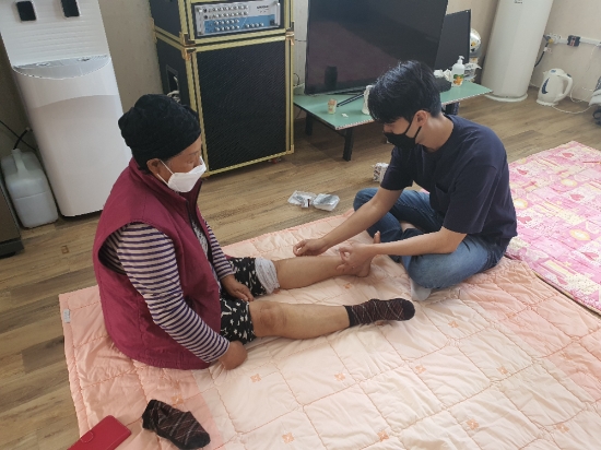 맞춤형 한의약방문건강관리 실시/사진=신안군