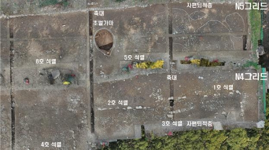 초벌가마 청자선별장/사진=강진군