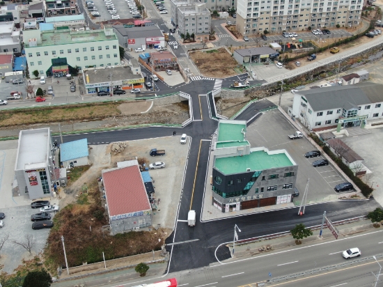 진도읍 남동·쌍정리를 연결하는 남천3교 재가설 공사 완료/사진=진도군