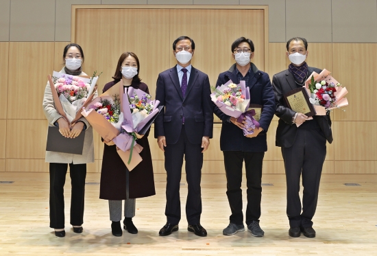 고흥군은 14일 오전 11시 군청 우주홀에서 고흥군 사회복지사 화합의 장 행사를 개최했다/사진=고흥군