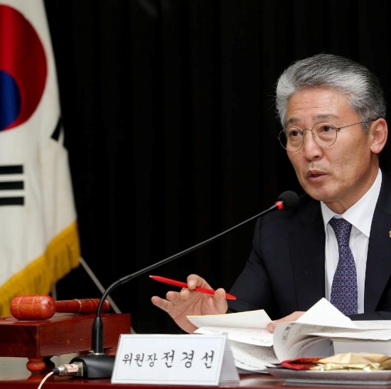 전경선 전남도의회 운영위원장(민주당·목포5)