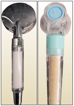 중국산 필터샤워기와 국산 필터샤워기(오른쪽) 제품 필터성능 실험. 중국산 제품은 이물질은 걸러지지 않아 색의 변화가 없었다. / 사진 = 동아경제신문