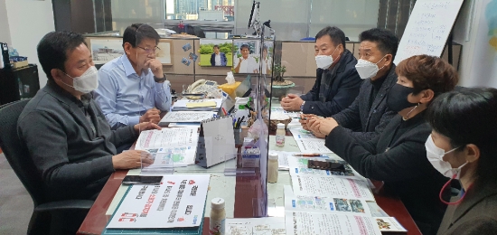 김산 무안군수 국회방문/사진=무안군