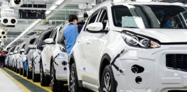 기아차 노사, 11년만의 임금동결 잠정합의