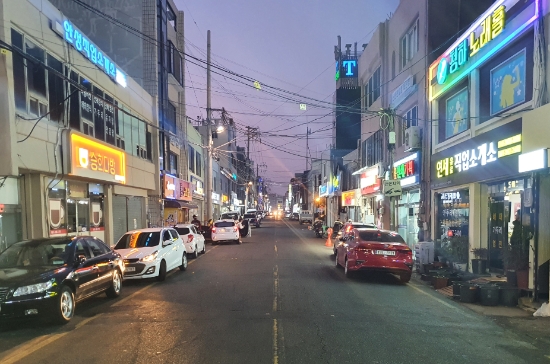 원도심 거리 일대 간판정비로 말끔/사진=목포시