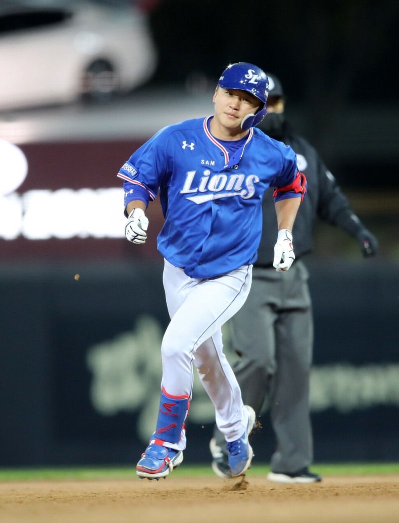 오재일의 보상선수로 두산으로 옮기게 된 박계범