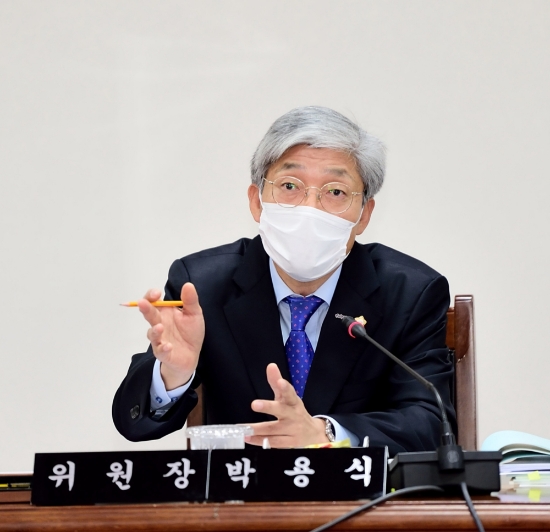 목포시의회 예결위원회 박용식 위원장