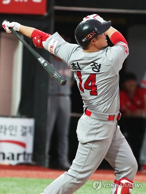 SK는 최정-로맥-최주환과 함께 10개 구단 최고의 중심타선을 구사할 수 있는 계기를 만들었다.