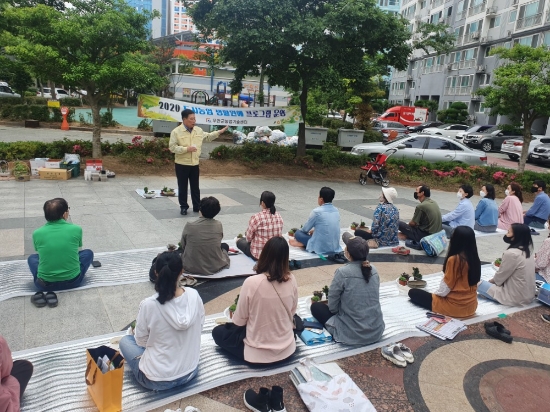 무안군(군수 김산)은 도시민의 농촌에 대한 관심을 높이고 도농교류를 촉진하기 위해 다양한 활동을 펼치고 있다/사진=무안군