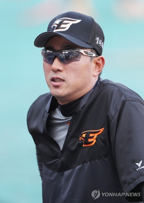 2020시즌 감독대행으로 한화를 이끌었던 최원호 감독대행은 2021년 퓨처스감독으로 복귀했다.