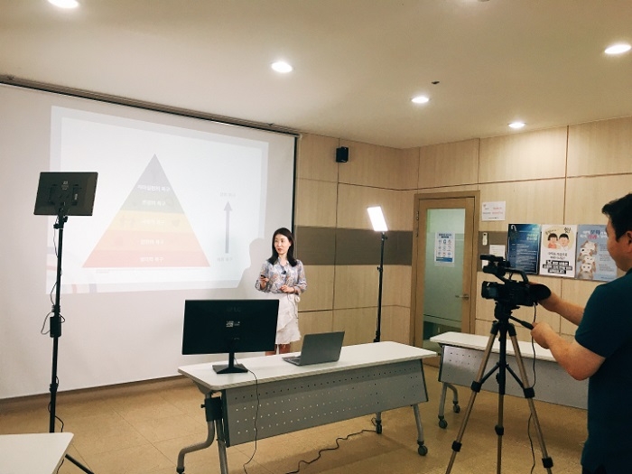 사진=부모공감‘언택트 부모교육 진행 장면’
