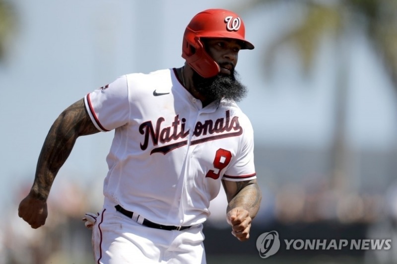에릭 테임즈, 120만 달러 받기 위해 KBO 복귀 대신 일본행, 왜?