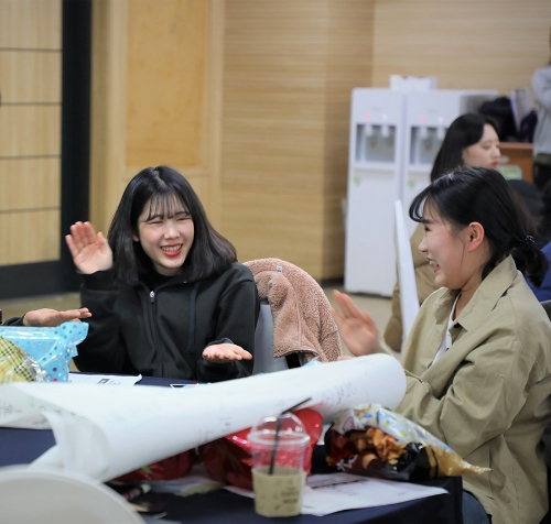홀트아동복지회-현대백화점그룹, 보호종료아동 자립지원사업 지속 눈길