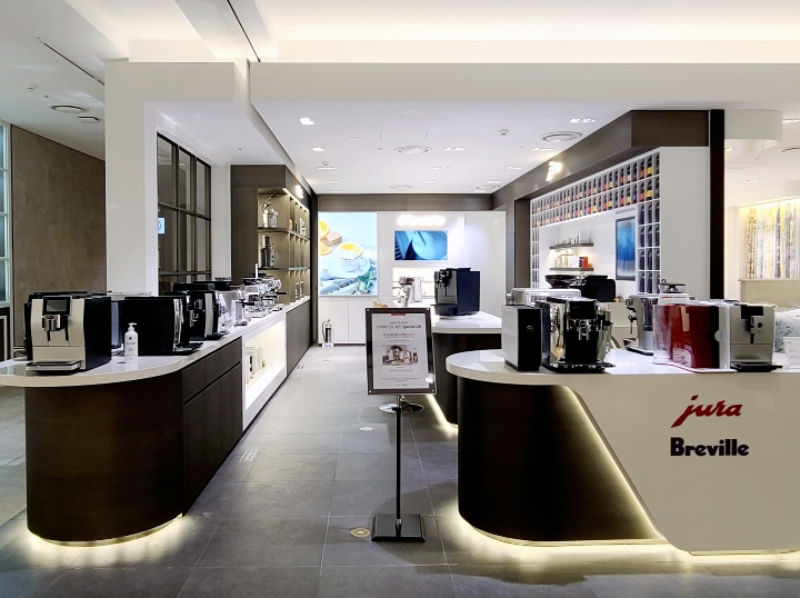 현대백화점 판교점 유라·브레빌 매장