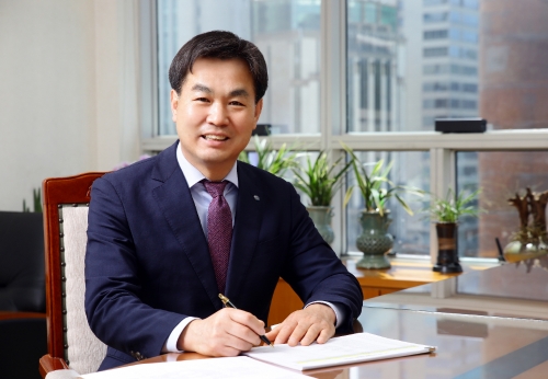 김진균 행장