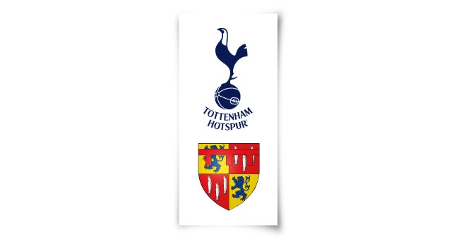 싸움닭을 내세워 '스퍼스' 별명을 잘 보여주는 상징적인 토트넘 엠블럼.