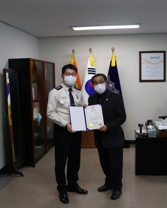 무안소방서,“실버요양원”예방행정 유공 전라남도지사 표창 수여/사진=무안소방서