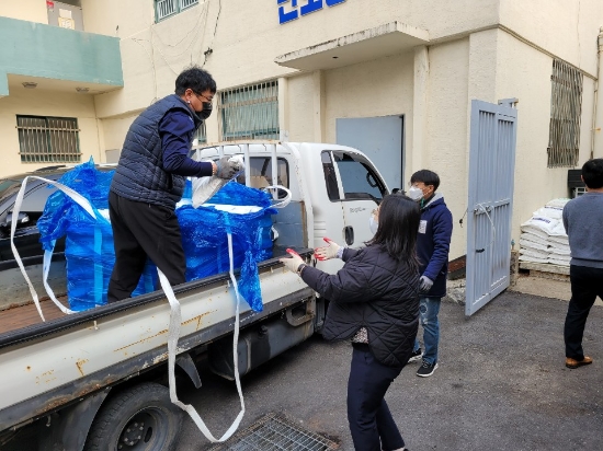 목포시, 폭설 대비 친환경 제설제 무료 배부/사진=목포시