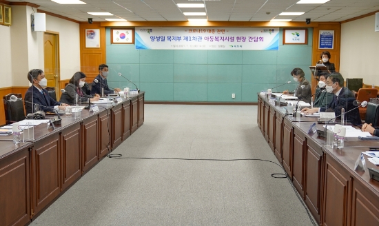 김종식 전남 목포시장은 12일 보건복지부에 시설 아동보호의 현안 사항 등을 건의했다/사진=목포시