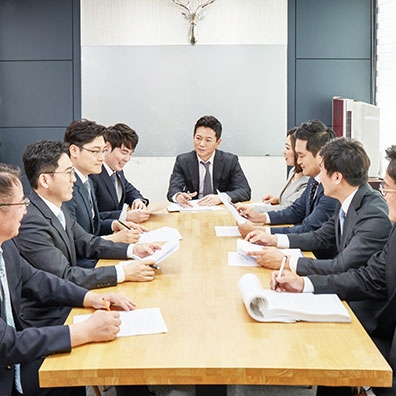 사진=법무법인 혜안 부동산전문센터의 변호사들