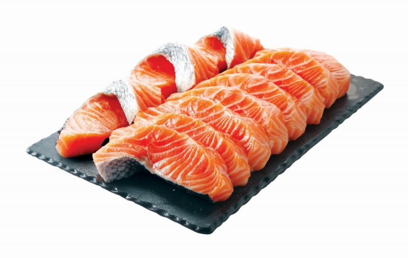 이마트, 노르웨이 생연어 할인 행사 진행... 5년만에 최저가격 형성