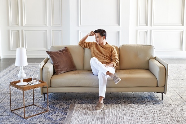 사진=신제품 니아 3인 이탈리아천연면피소가죽소파