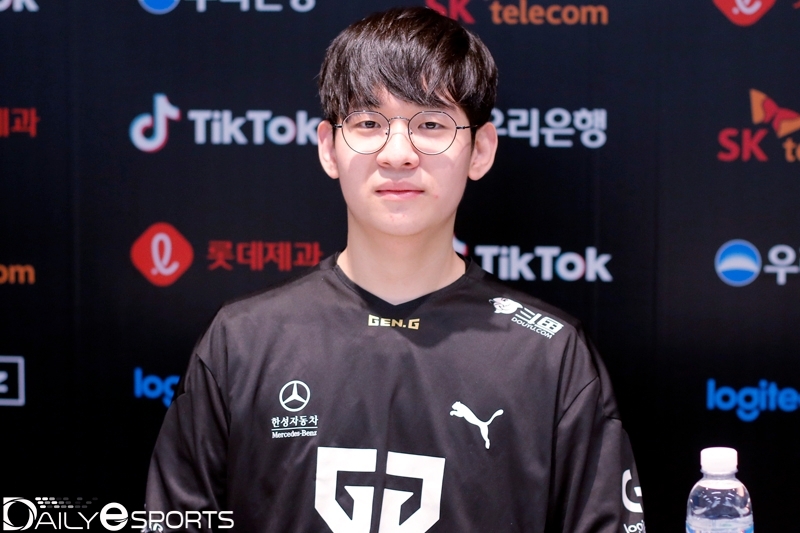 '라이프' 김정민.