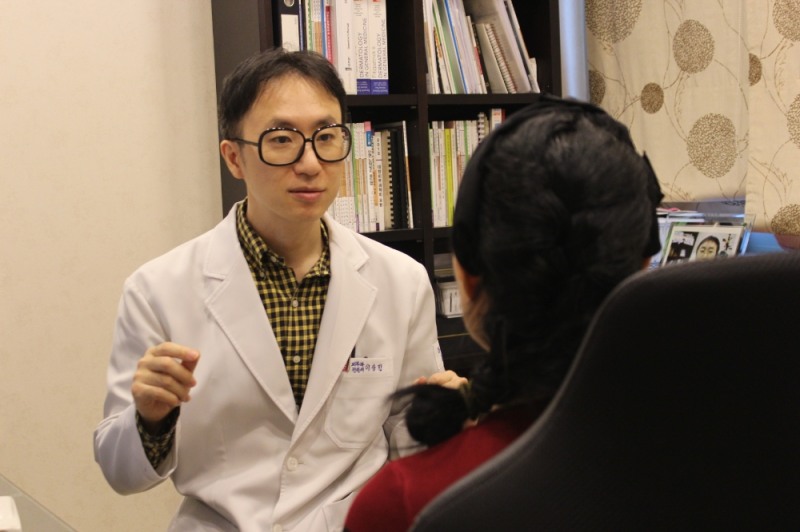 팔, 다리 모공각화증 치료 및 관리 예방법은?