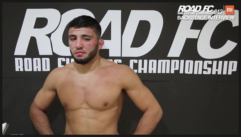 25세 신성 사르키안 3연승. 타격, 그라운드서 프레볼라 압도 -UFC 라이트급