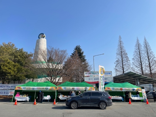 광양시, 설맞이 ‘농ㆍ특산물 드라이브스루 장터’ 운영/사진=광양시