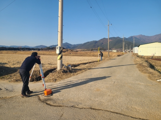 현장조사 측량/사진=구례군