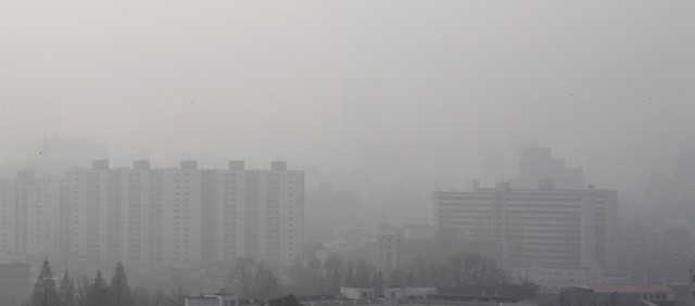 광주, 초미세먼지 주의보 발령…"외출 자제하세요"