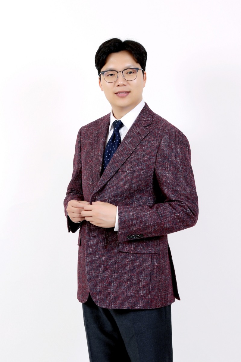 샤인스타클리닉, 코스메슈티컬 시장 진출 위해 닥터5와 맞손