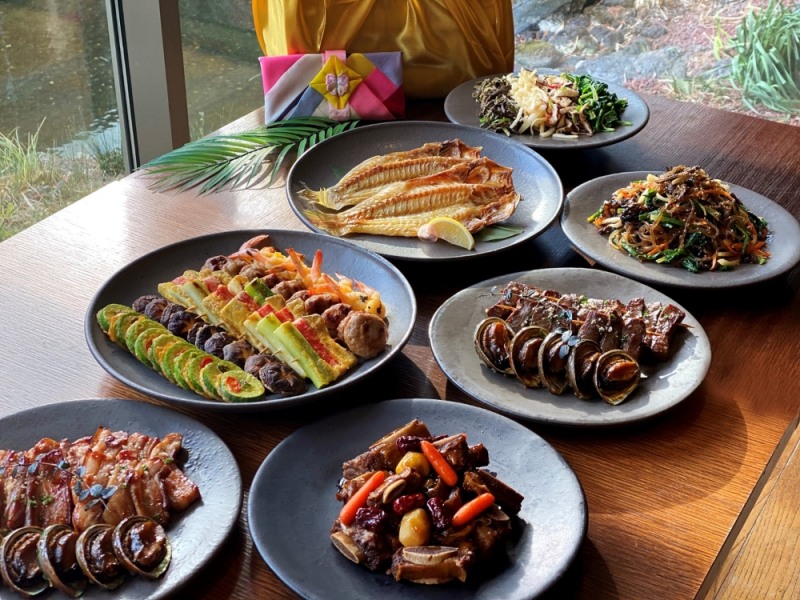 "설 명절 음식, 호텔 셰프에게 맡기자" 특급호텔 '투고 메뉴' 인기